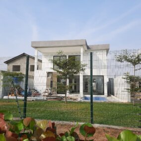 Perimeter Green 8